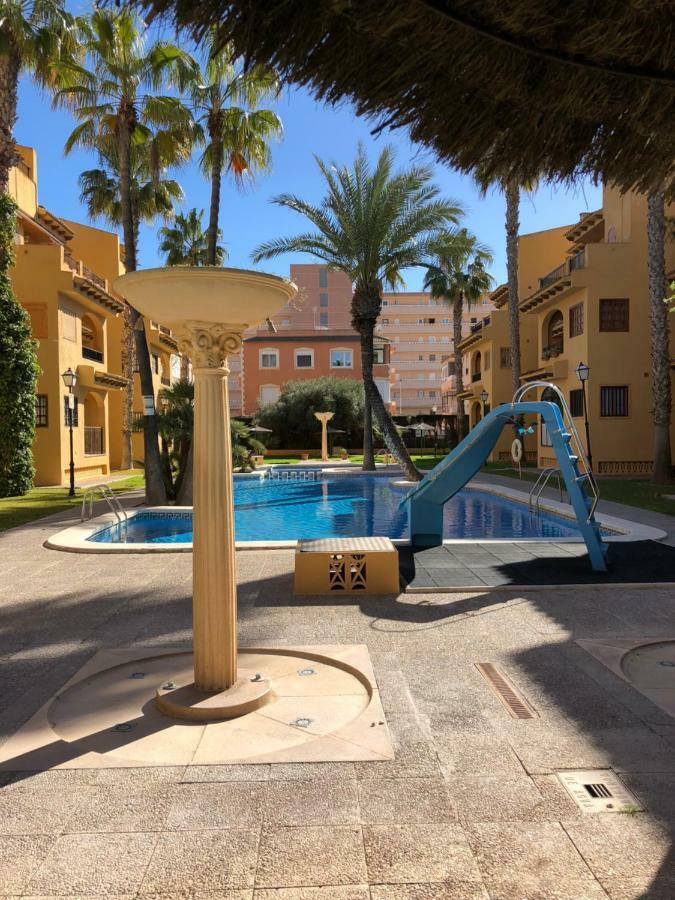 Modern Apartment Near The Beach La Mata  Eksteriør billede